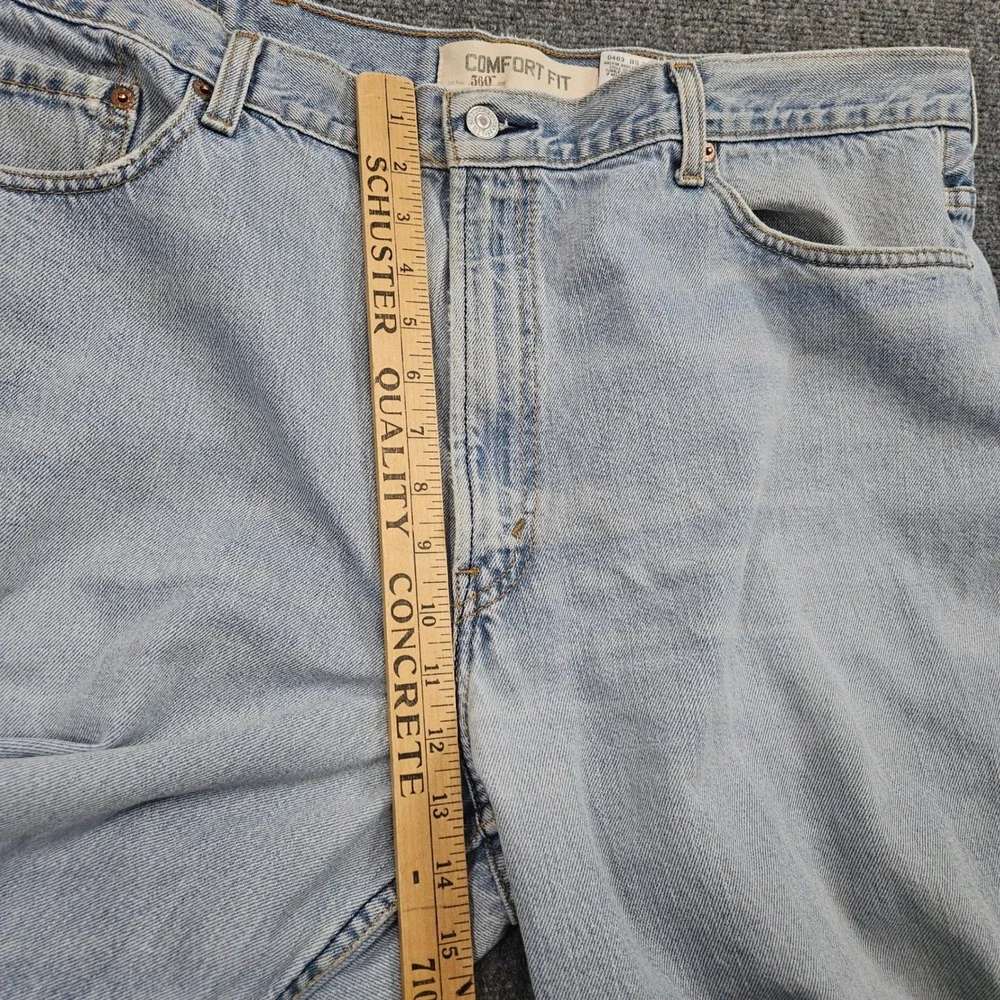 Vintage Levis 560 Comfort‎ Fit Jeans Mens 40x30 Light Wash Blue Tapered Leg 90s